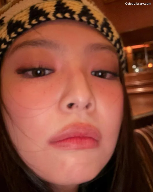 Jennie  BLΛƆKPIИK (Blackpink) photo 4 of 3632