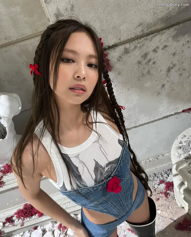 Jennie  BLΛƆKPIИK (Blackpink) photo 24 of 3632