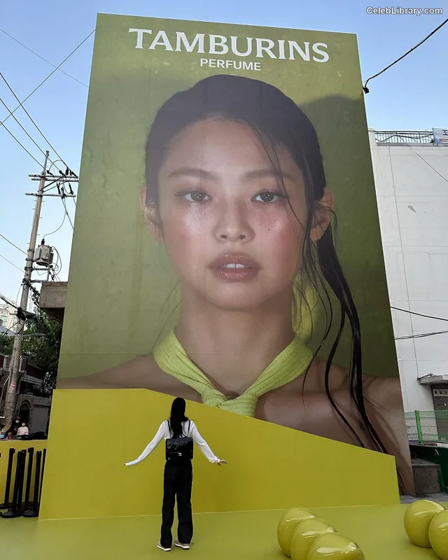 Jennie  BLΛƆKPIИK (Blackpink) photo 11 of 3632