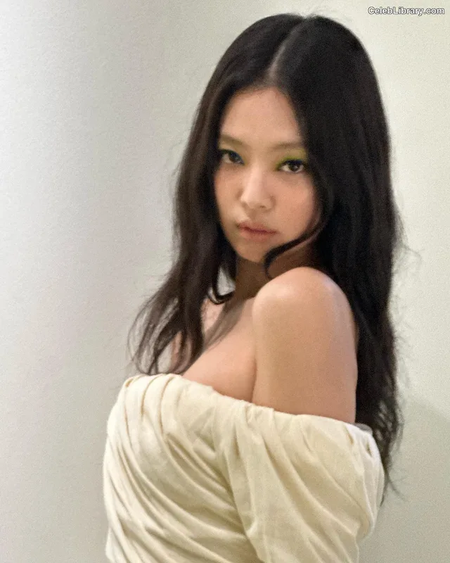 Jennie  BLΛƆKPIИK (Blackpink) photo 14 of 3632