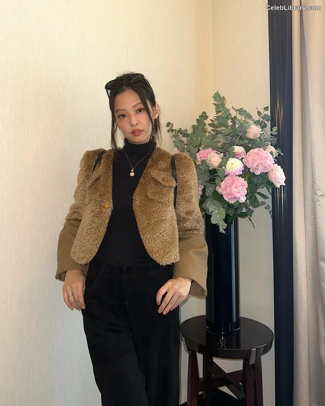 Jennie BLΛƆKPIИK (Blackpink) photo 6 of 3632