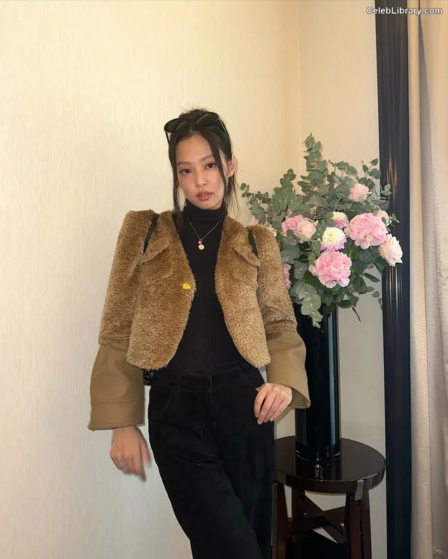 Jennie BLΛƆKPIИK (Blackpink) photo 10 of 3632