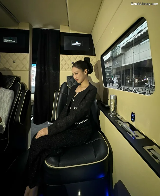 Jennie BLΛƆKPIИK (Blackpink) photo 23 of 3632