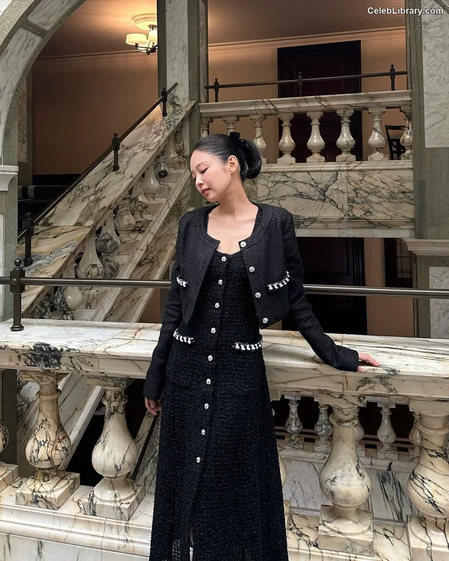 Jennie BLΛƆKPIИK (Blackpink) photo 3 of 3632