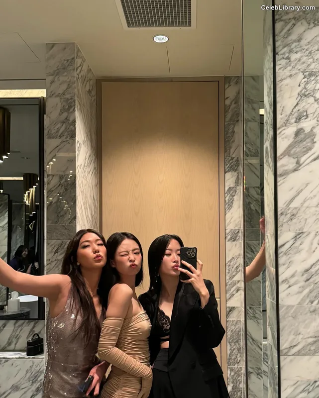 Jennie BLΛƆKPIИK (Blackpink) photo 9 of 3632