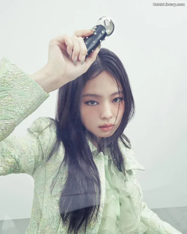 Jennie BLΛƆKPIИK (Blackpink) photo 20 of 3632