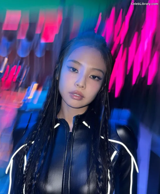 Jennie BLΛƆKPIИK (Blackpink) photo 13 of 3632