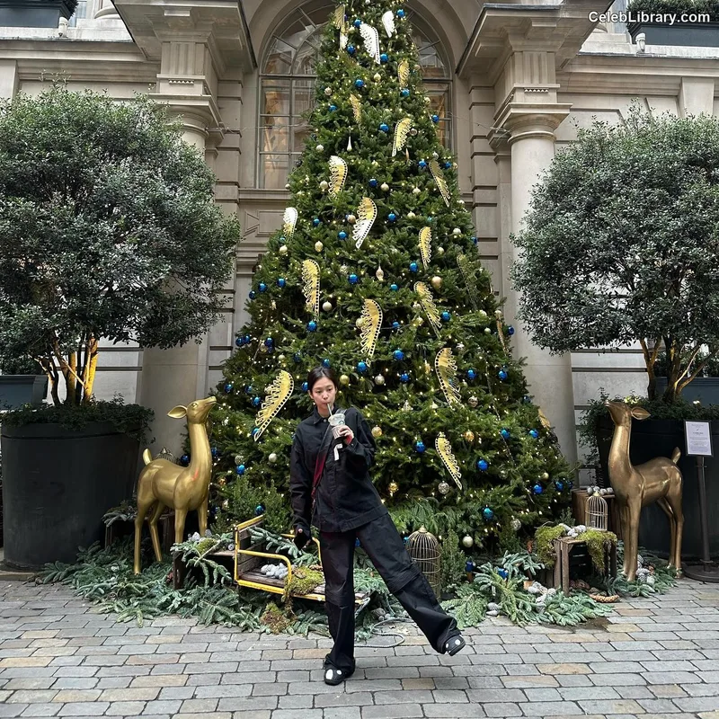 Jennie BLΛƆKPIИK (Blackpink) photo 11 of 3632