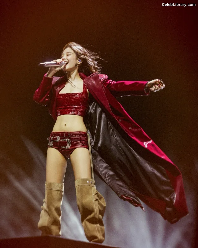 Jennie BLΛƆKPIИK (Blackpink) photo 5 of 3632