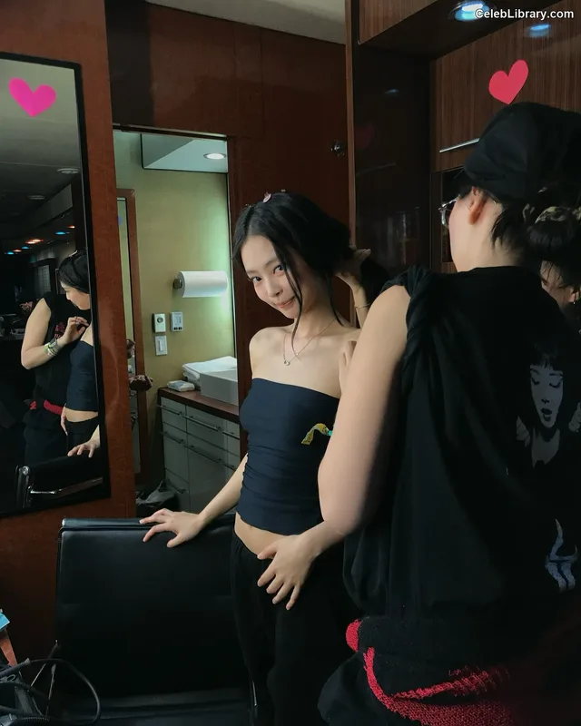 Jennie BLΛƆKPIИK (Blackpink) photo 23 of 3632