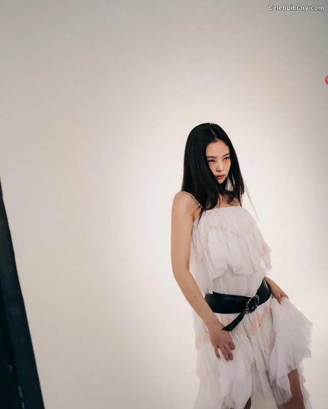 Jennie  BLΛƆKPIИK (Blackpink) photo 14 of 3632