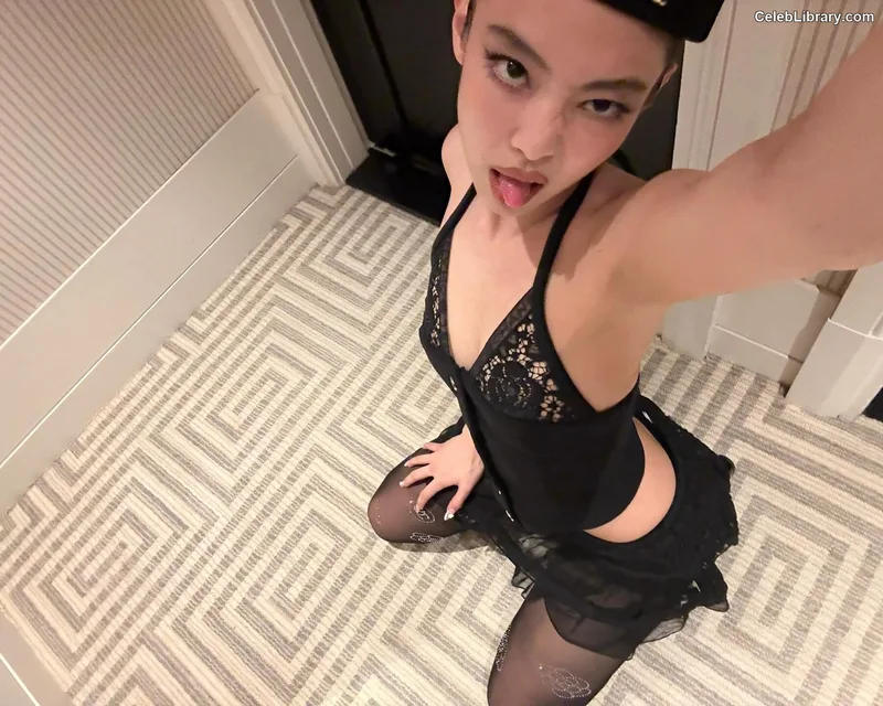 Jennie  BLΛƆKPIИK (Blackpink) photo 22 of 3632