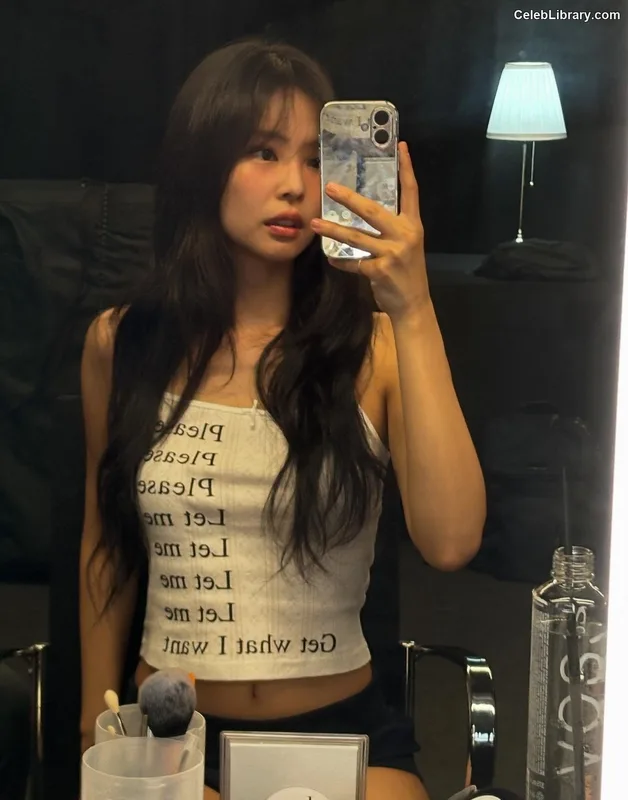 Jennie  BLΛƆKPIИK (Blackpink) photo 16 of 3632