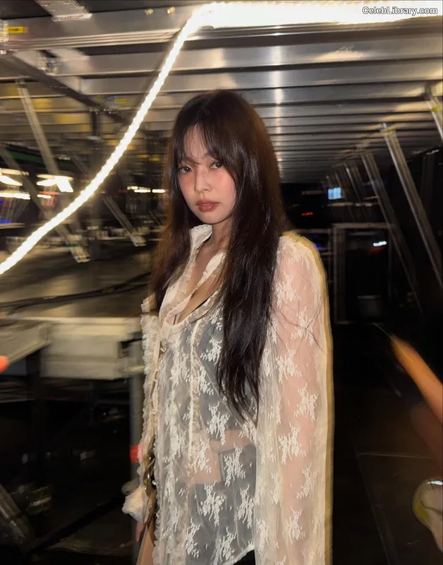 Jennie  BLΛƆKPIИK (Blackpink) photo 3 of 3632