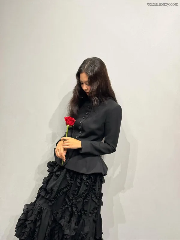 Jennie  BLΛƆKPIИK (Blackpink) photo 23 of 3632