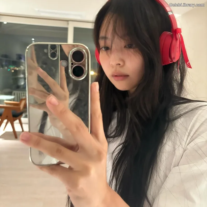 Jennie  BLΛƆKPIИK (Blackpink) photo 8 of 3632