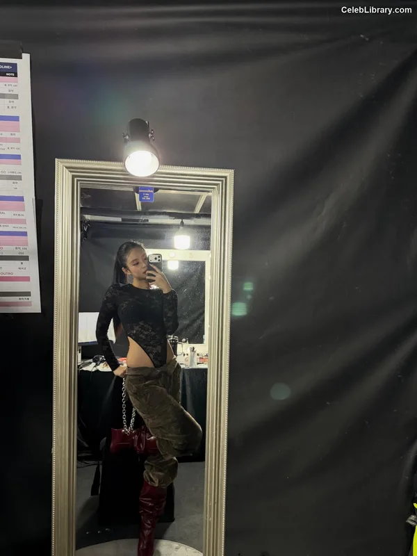 Jennie  BLΛƆKPIИK (Blackpink) photo 19 of 3632