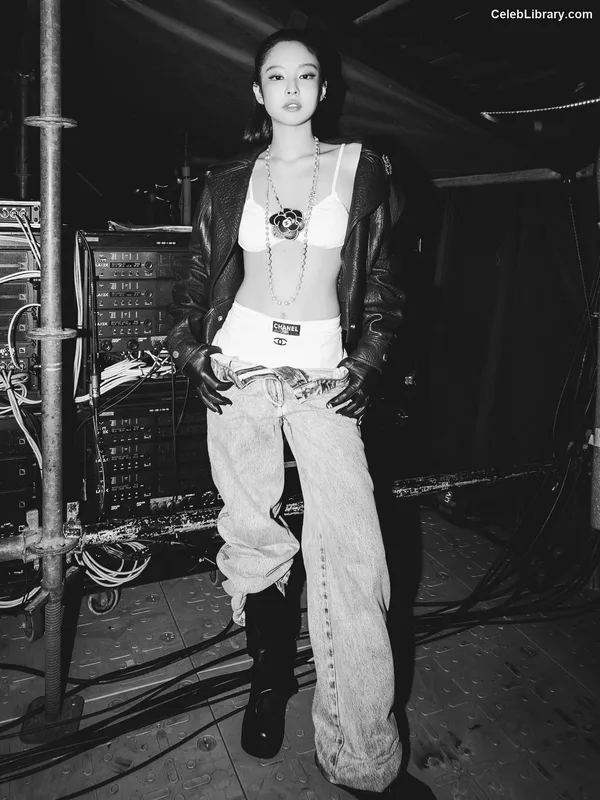 Jennie  BLΛƆKPIИK (Blackpink) photo 13 of 3632