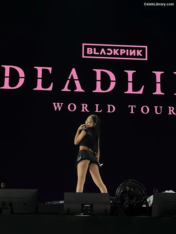 Jennie  BLΛƆKPIИK (Blackpink) photo 11 of 3632