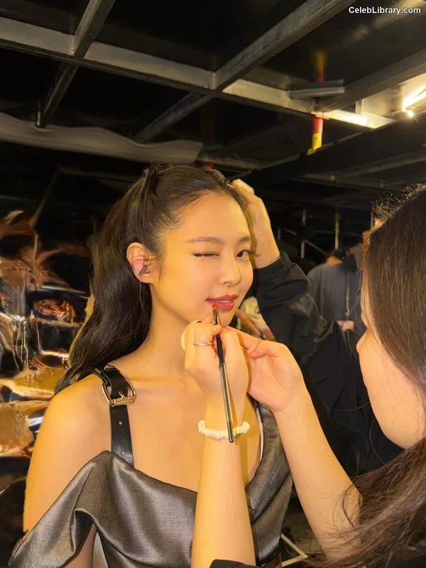 Jennie  BLΛƆKPIИK (Blackpink) photo 21 of 3632