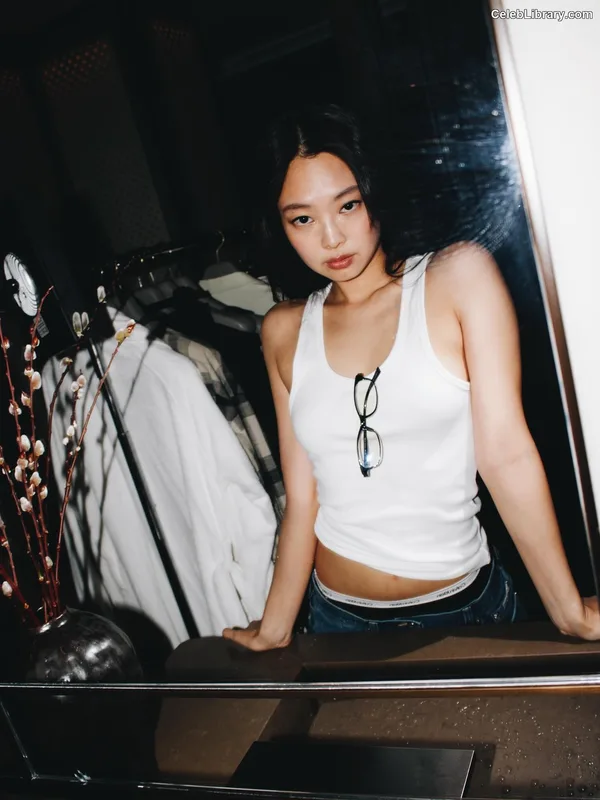 Jennie BLΛƆKPIИK (Blackpink) photo 18 of 3632