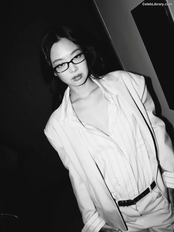 Jennie BLΛƆKPIИK (Blackpink) photo 24 of 3632