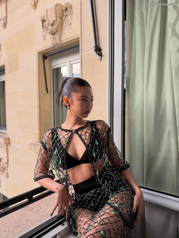 Jennie BLΛƆKPIИK (Blackpink) photo 1 of 3632