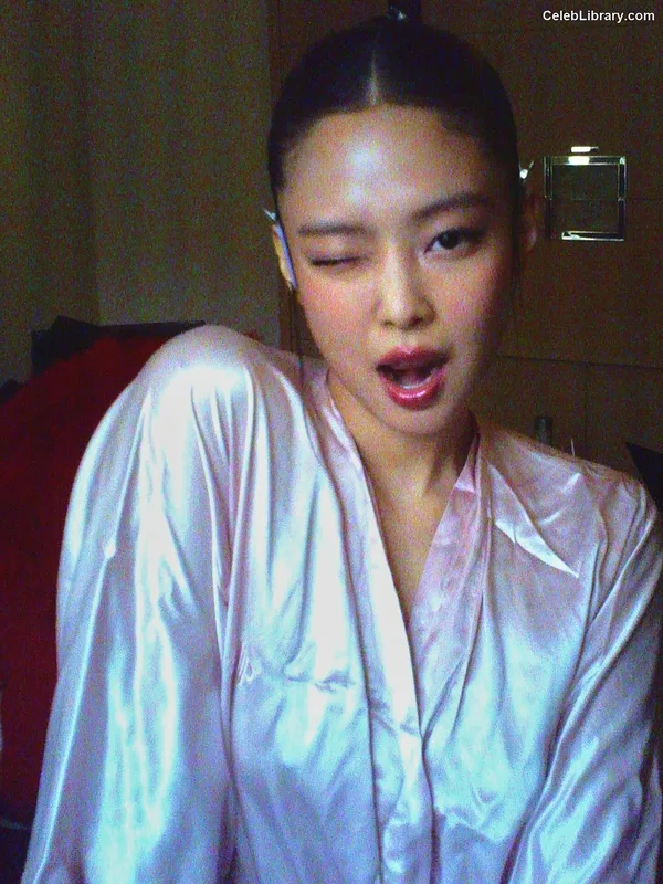 Jennie BLΛƆKPIИK (Blackpink) photo 4 of 3632