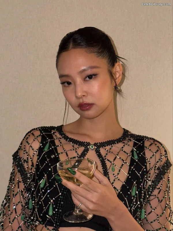 Jennie BLΛƆKPIИK (Blackpink) photo 5 of 3632