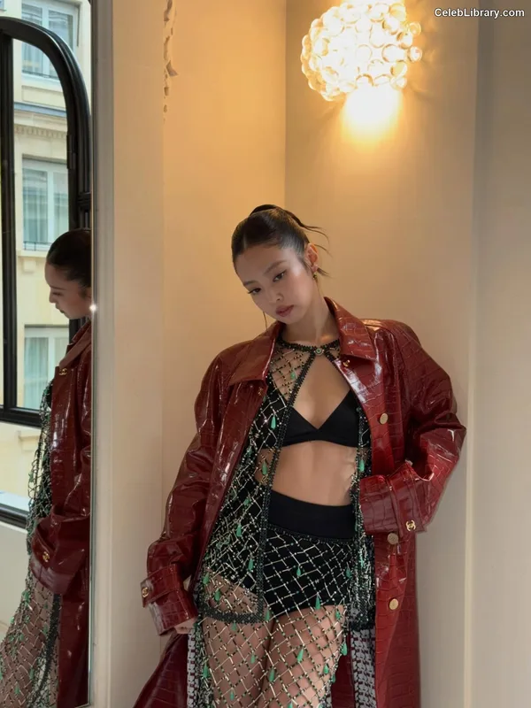 Jennie BLΛƆKPIИK (Blackpink) photo 14 of 3632