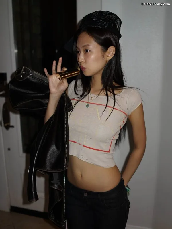 Jennie BLΛƆKPIИK (Blackpink) photo 21 of 3632