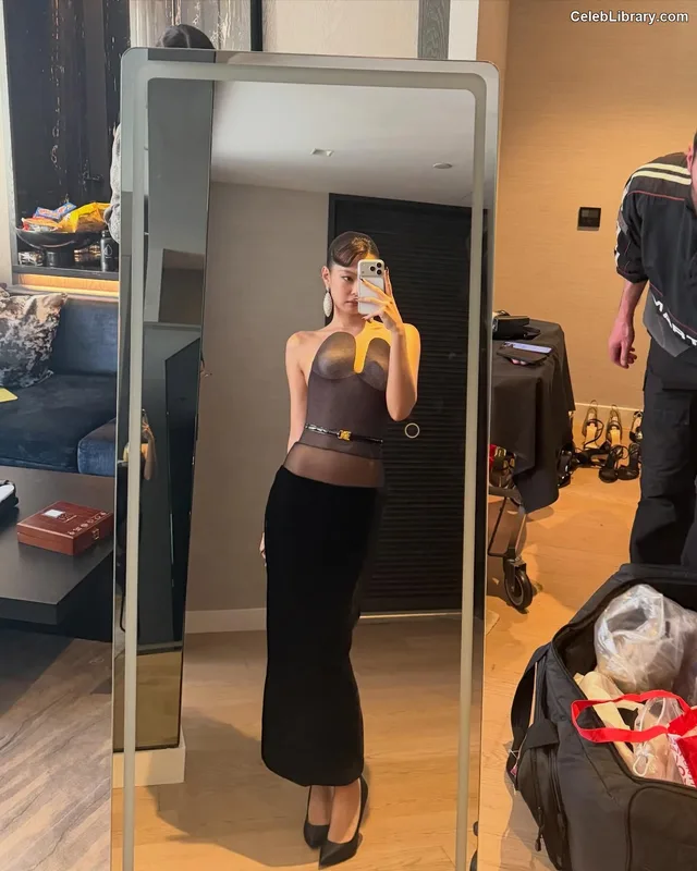 Jennie  BLΛƆKPIИK (Blackpink) photo 10 of 3632