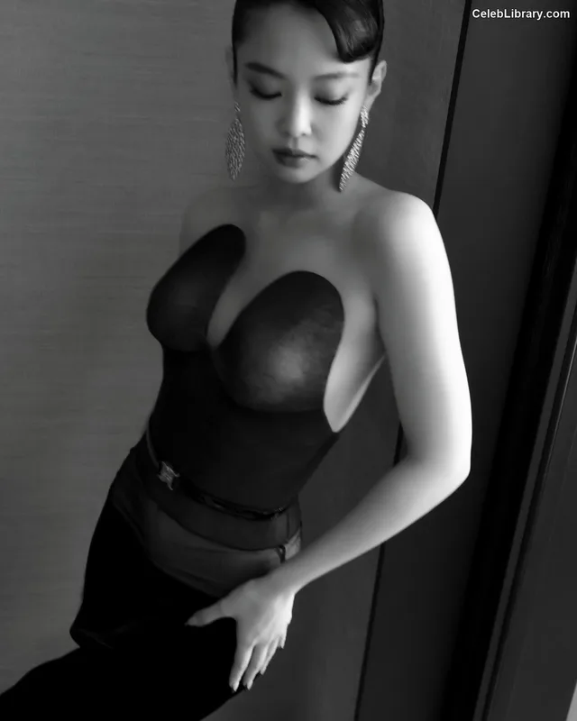 Jennie  BLΛƆKPIИK (Blackpink) photo 11 of 3632