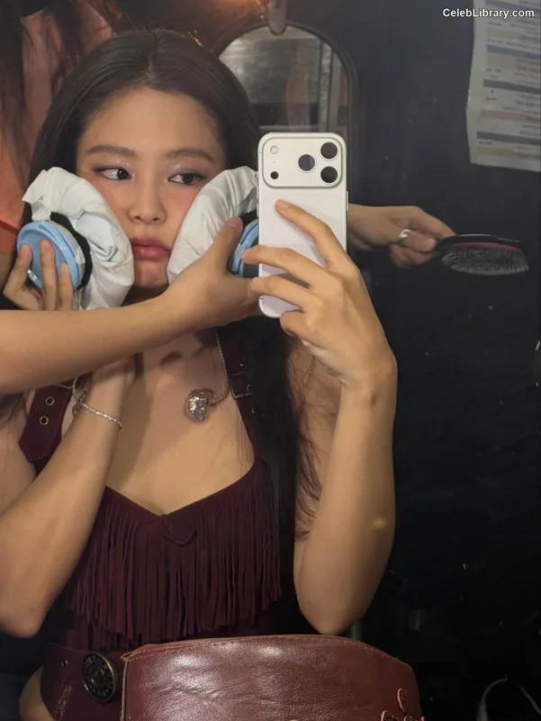 Jennie  BLΛƆKPIИK (Blackpink) photo 22 of 3632