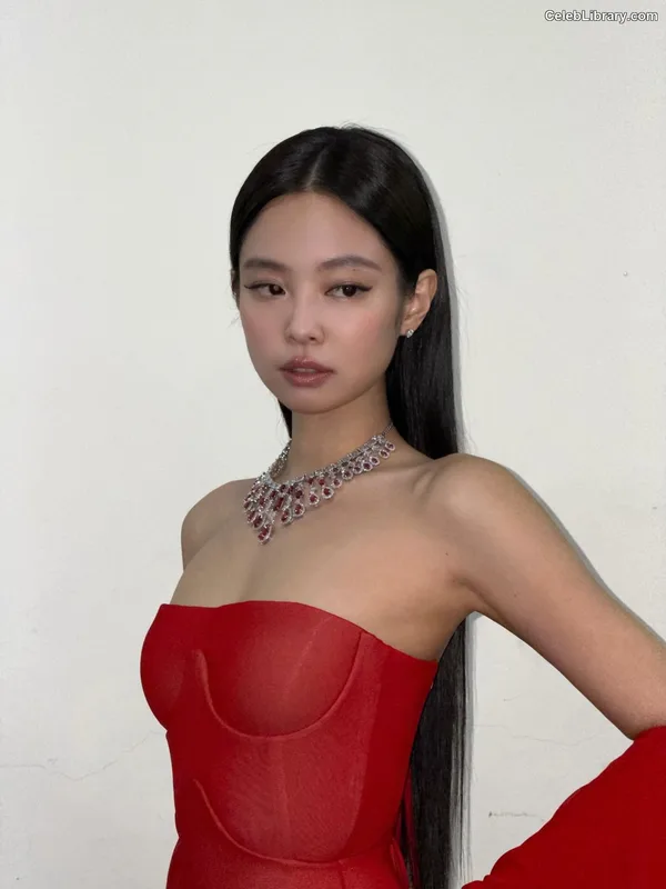 Jennie  BLΛƆKPIИK (Blackpink) photo 23 of 3632