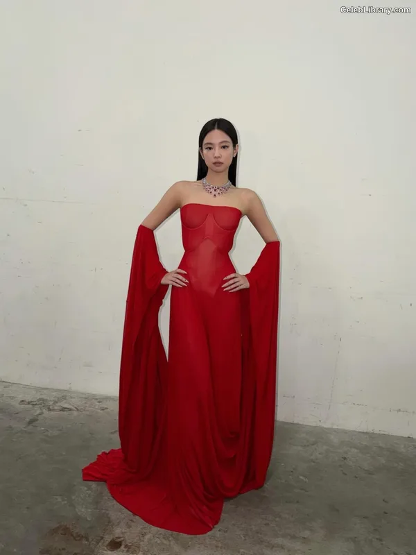 Jennie  BLΛƆKPIИK (Blackpink) photo 5 of 3632