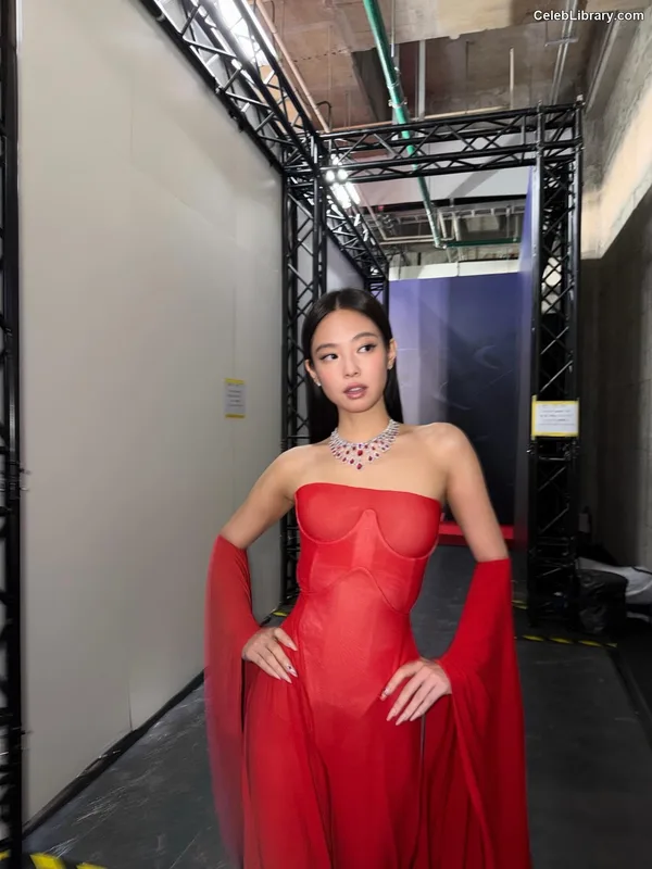 Jennie  BLΛƆKPIИK (Blackpink) photo 7 of 3632