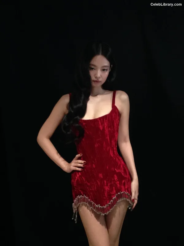Jennie  BLΛƆKPIИK (Blackpink) photo 14 of 3632