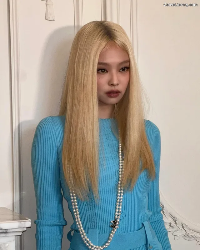 Jennie  BLΛƆKPIИK (Blackpink) photo 2 of 3632