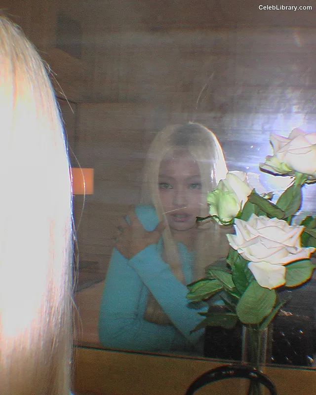 Jennie  BLΛƆKPIИK (Blackpink) photo 5 of 3632