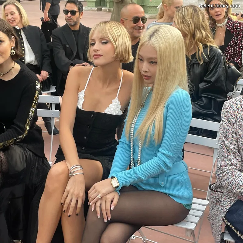 Jennie  BLΛƆKPIИK (Blackpink) photo 10 of 3632