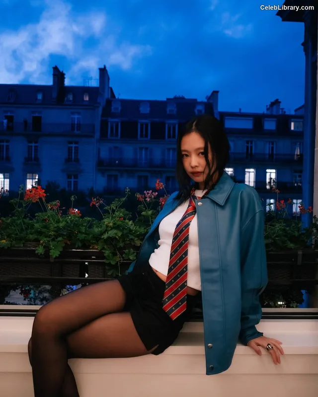 Jennie  BLΛƆKPIИK (Blackpink) photo 24 of 3632