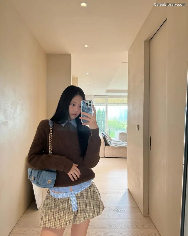 Jennie  BLΛƆKPIИK (Blackpink) photo 9 of 3632