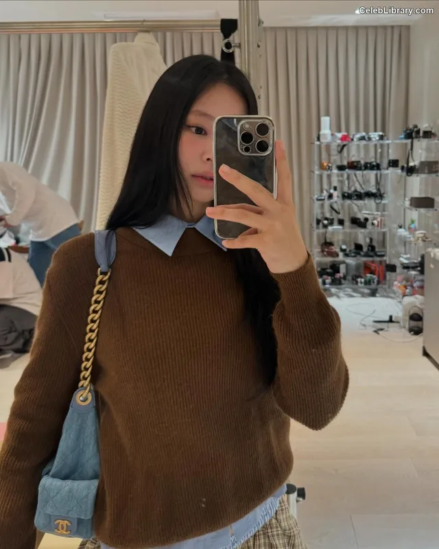 Jennie  BLΛƆKPIИK (Blackpink) photo 10 of 3632