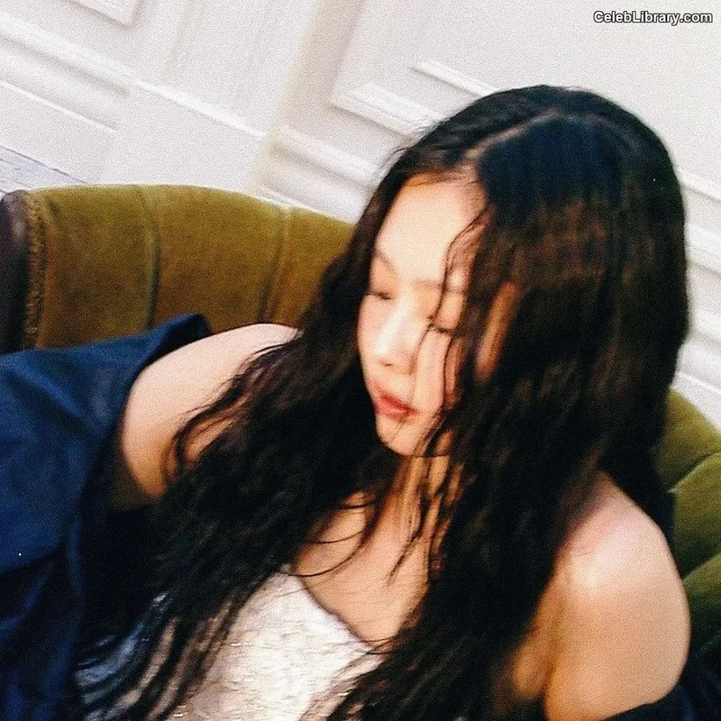 Jennie  BLΛƆKPIИK (Blackpink) photo 13 of 3632