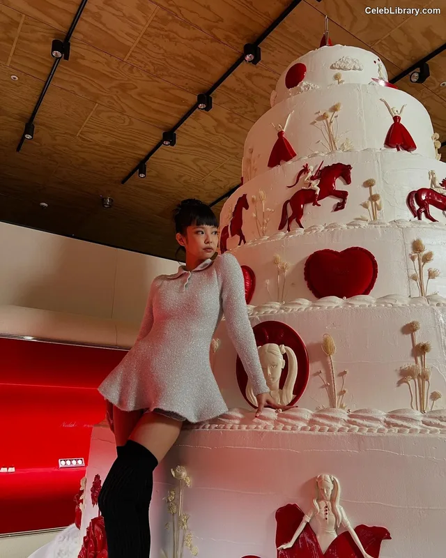 Jennie  BLΛƆKPIИK (Blackpink) photo 11 of 3632
