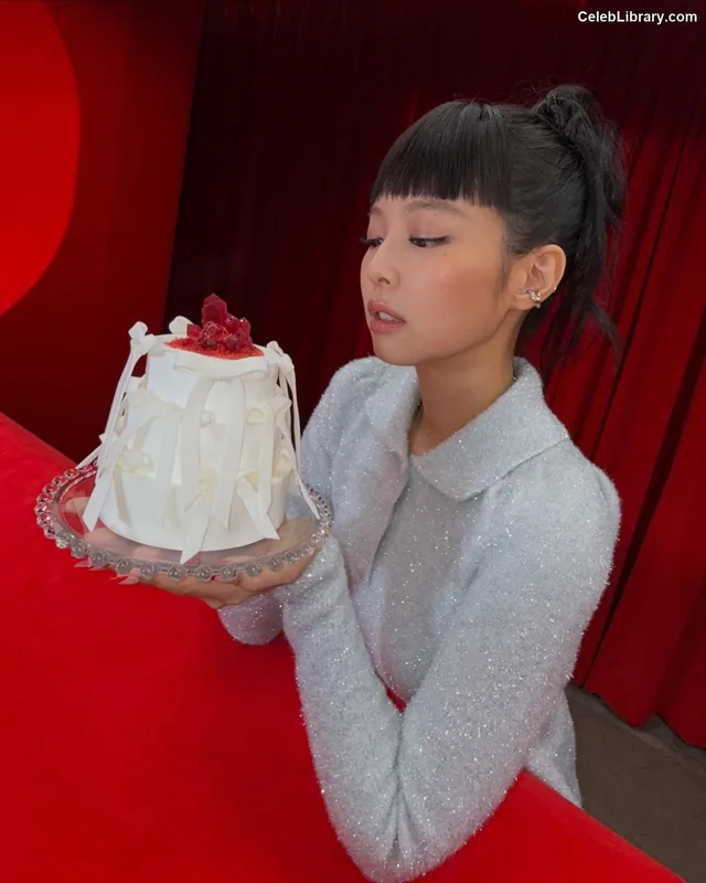 Jennie  BLΛƆKPIИK (Blackpink) photo 15 of 3632