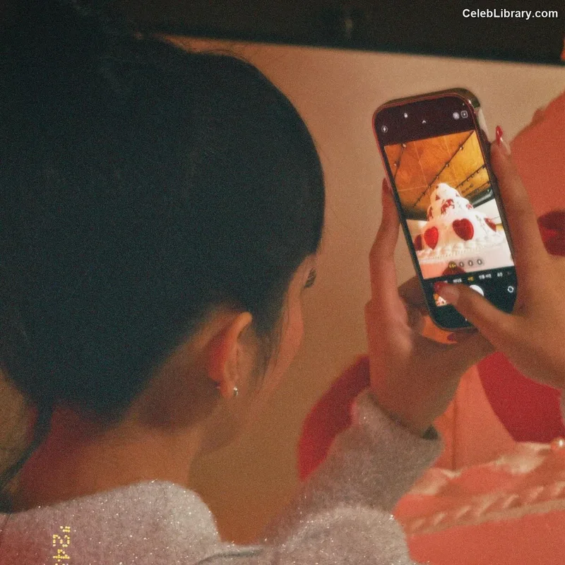 Jennie  BLΛƆKPIИK (Blackpink) photo 2 of 3632