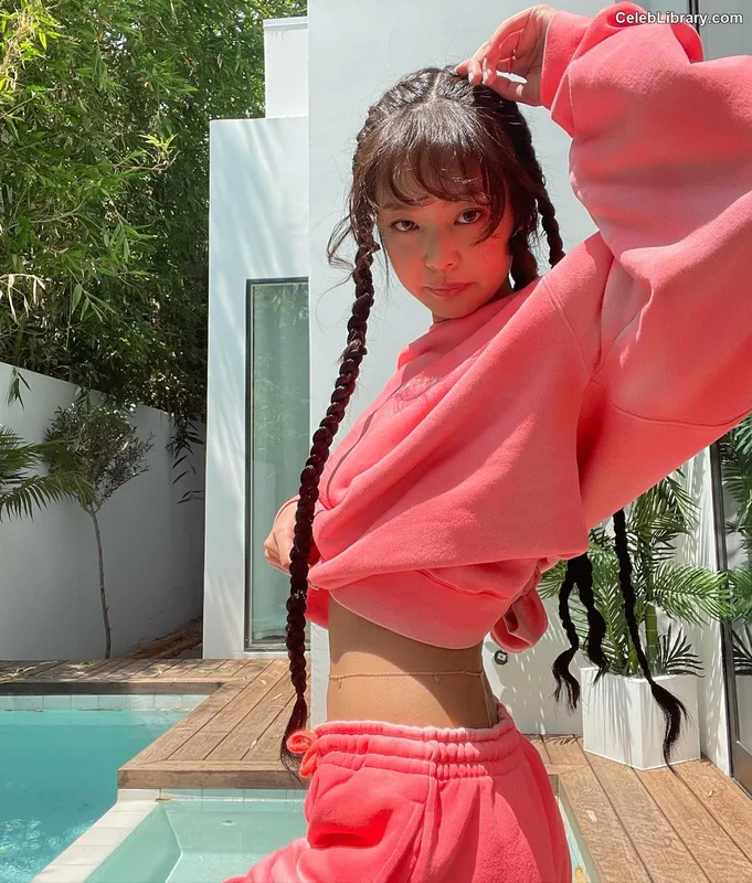 Jennie  BLΛƆKPIИK (Blackpink) photo 22 of 3632