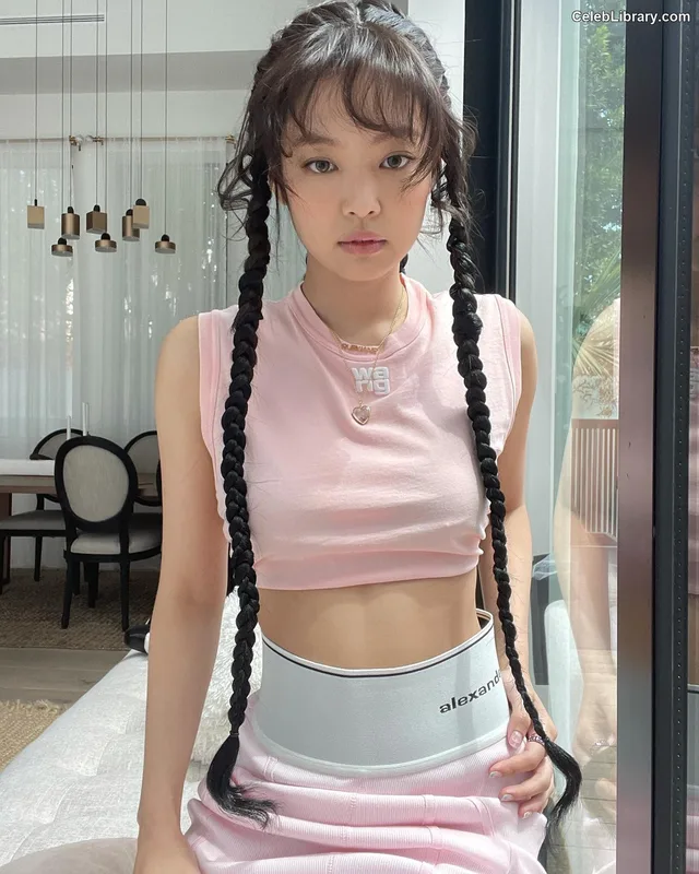 Jennie  BLΛƆKPIИK (Blackpink) photo 23 of 3632